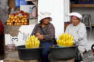 Gekochte Maiskolben werden verkauft, Bali