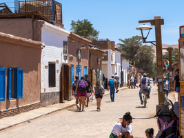 Straße in San Pedro de Atacama, Chile