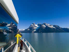 Fahrt durch die Bucht der letzten Hoffnung zum Balmaceda Gletscher, Puerto Natales, Patagonien, Chile