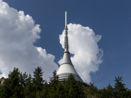 Fernsehturm und Hotel Ješt?d, Jeschken, Liberec, Tschechien