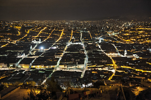 Quito bei Nacht, Ecuador