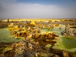 Geothermal area with sulfur deposits and acidic salt paints, Dallol, Danakil Depression, Ethiopia, Africa