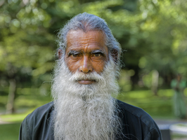 Alter singhalesischer Mann mit langem Bart, Sri Lanka