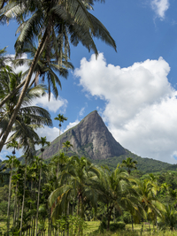 Knuckles Gebirge mit Lakegala Berg und Felsen, Meemure, Sri Lanka