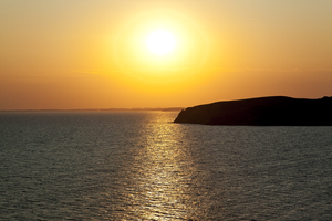 Sonnenuntergang am Bodden, Insel Rügen, Ostsee, Deutschland
