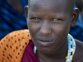 Young Maasai woman, portrait, Tanzania