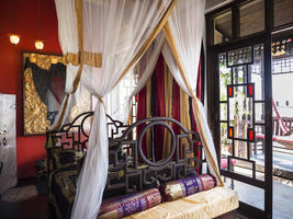 Oriental luxury room with four-poster bed, colorful door glazing, exclusive, Emerson Spice Hotel, Zanzibar